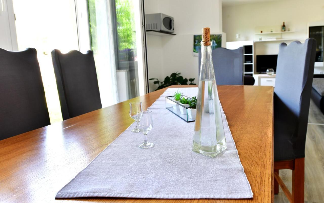 Apartman Dorijan 라코비카 외부 사진